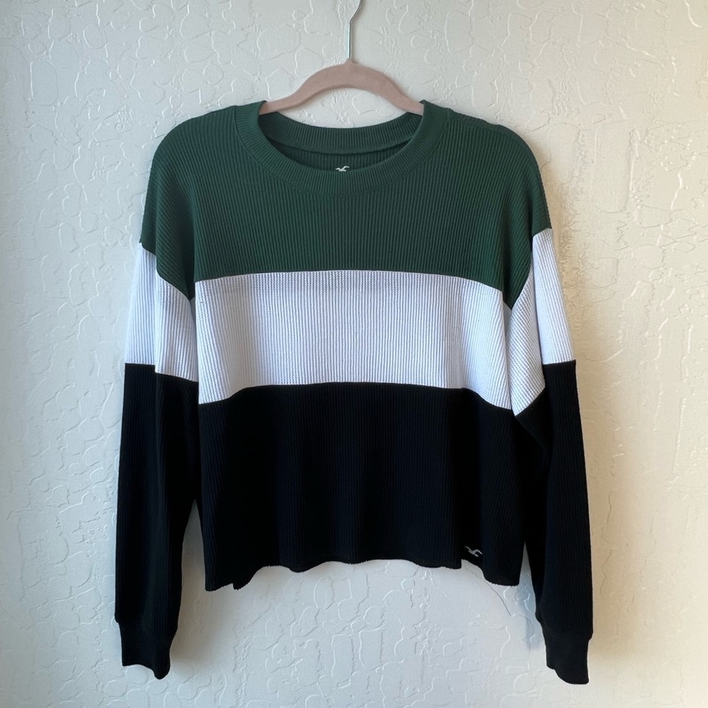 Hollister Green, White, & Black Block Boyfriend Thermal Tee